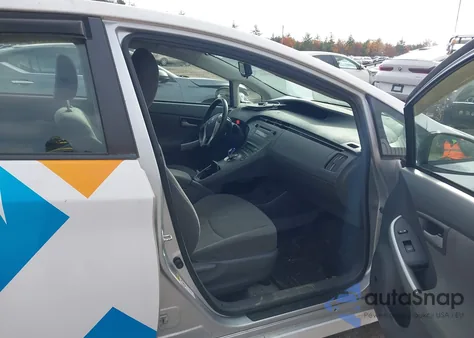 2011 Toyota Prius Three z USA, uszkodzony, nr VIN JTDKN3DU7B0259158